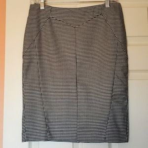 Worthington Houndstooth Pencil Skirt